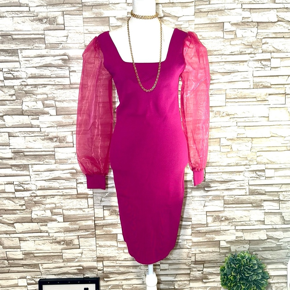 HOUSE OF HARLOW 1960 Body-con Fuchsia Dress